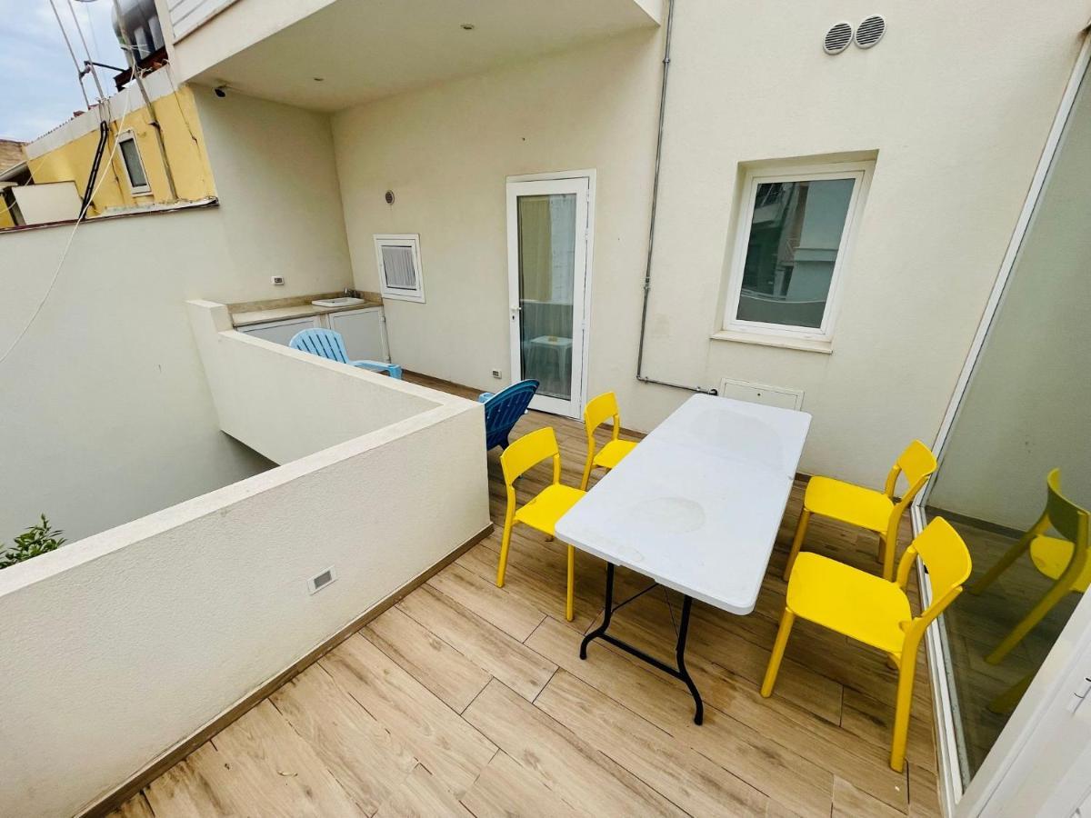 Beach Apartments Marina Di Ragusa Dış mekan fotoğraf